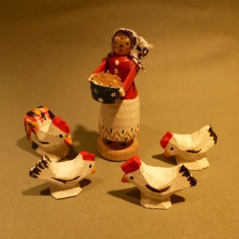 Hühnerfrau mit 1 Hahn und 3 Hühner